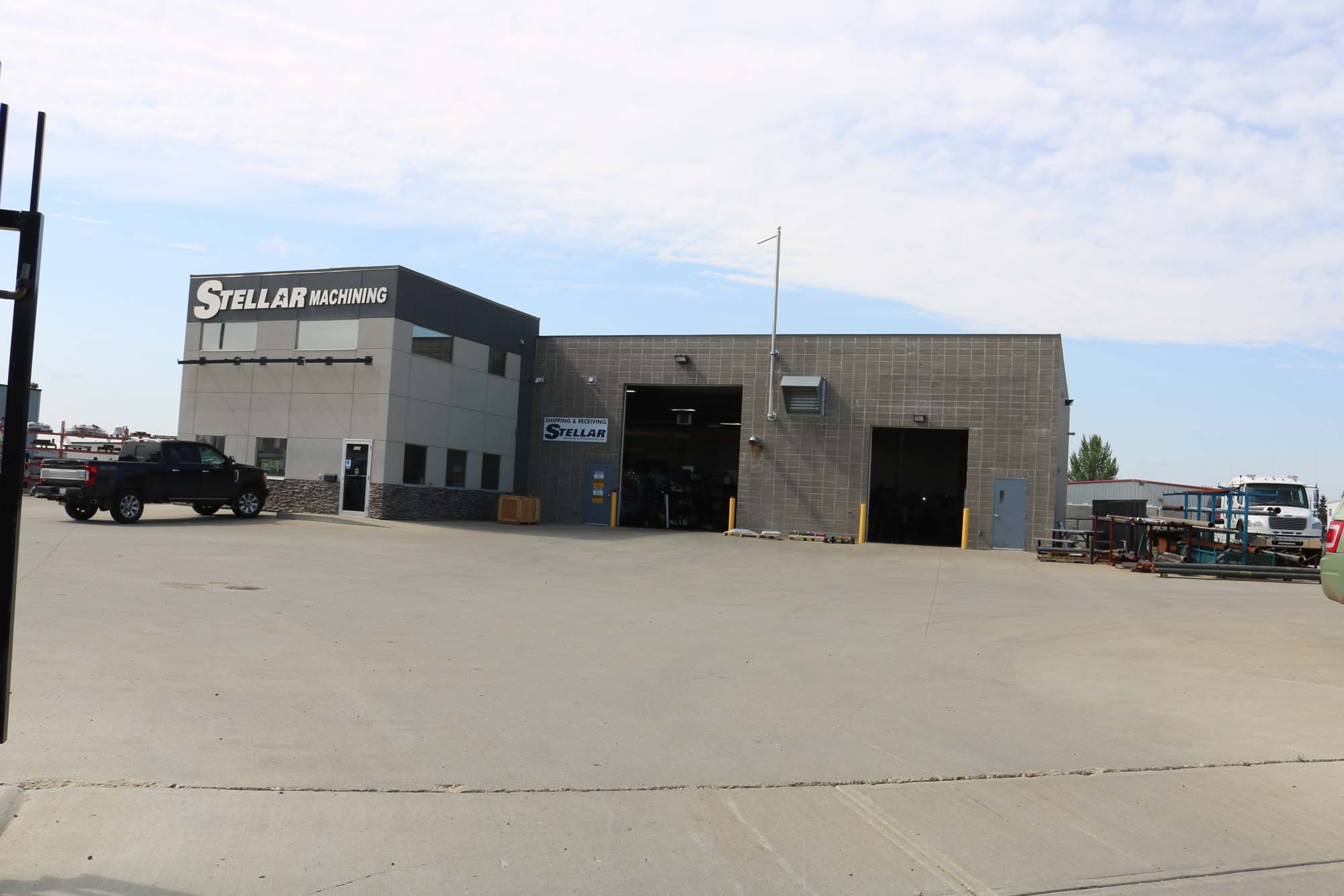 Stellar Machining & Manufacturing Inc. shop and shipping bays in Edmonton